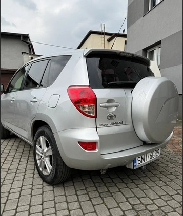 Toyota RAV4 cena 30000 przebieg: 233000, rok produkcji 2007 z Szubin małe 191